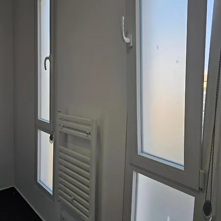 3a Hotel *
